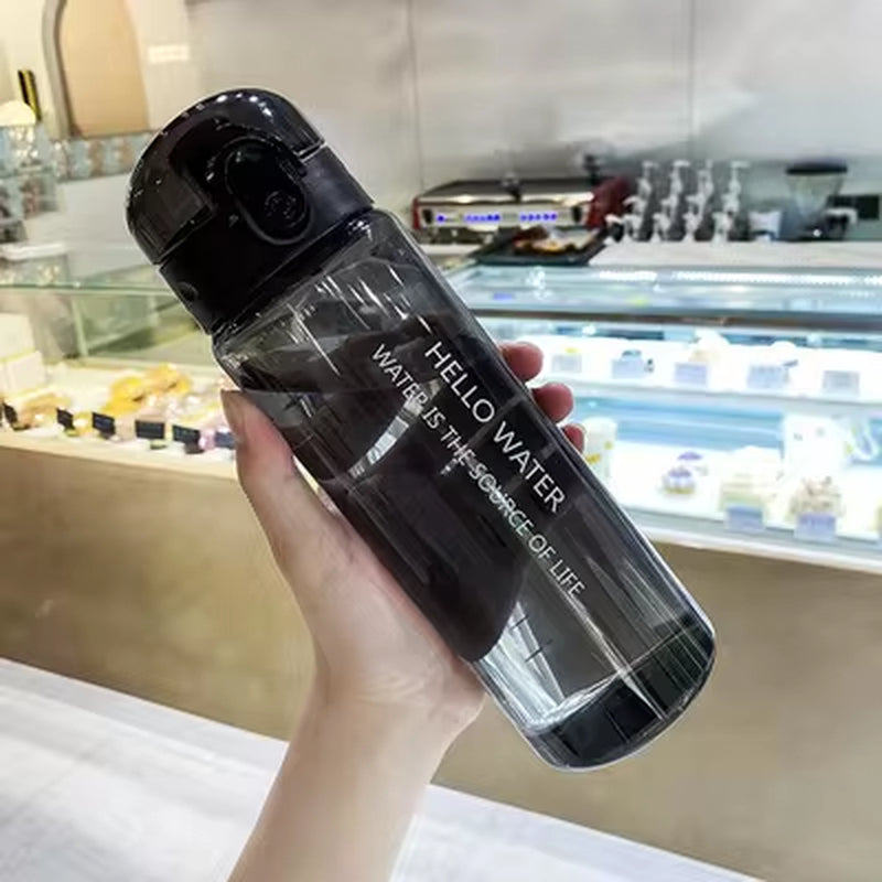 780ml BPA-free sports water bottle designed with a leak-proof screw lid, durable handle, and lightweight plastic body, suitable as a protein shaker, gym hydration bottle, and reusable eco-friendly drinkware for home or travel
