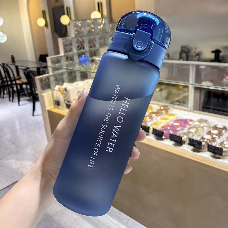 Leak-proof 780ml gym water bottle BPA-free design for men and women, multi-purpose protein shaker for fitness training, hydration support, sports workouts, and daily portable drinkware use at home, gym, or outdoor activities